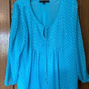 Beautiful 3/4 sleeve blouse